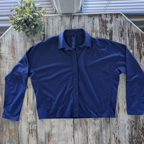 Kit and Ace Cropped Button Up Blouse Blue Women's XS - Picture 2 of 8